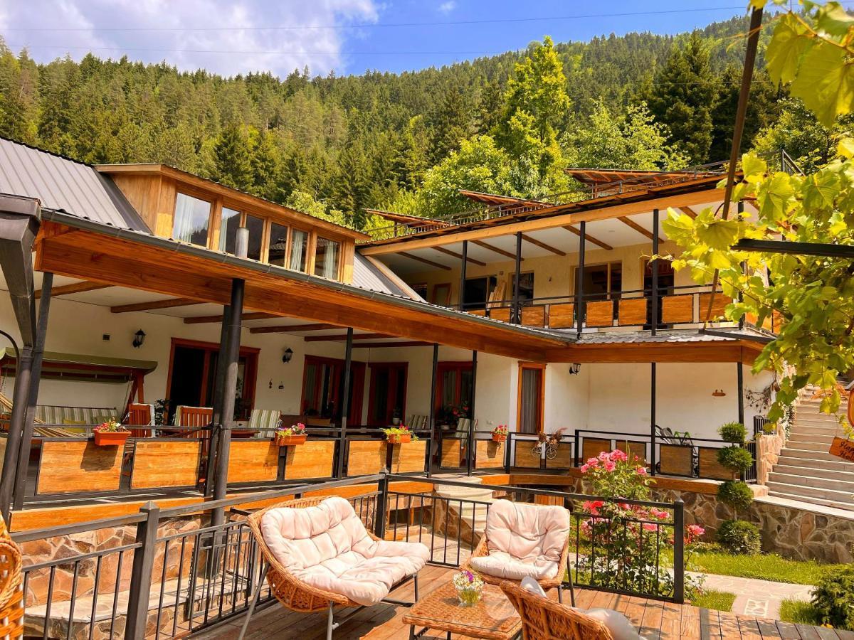 Hotel Borjomi Verde Buitenkant foto